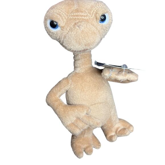 ET the Extra-terrestrial Toy Factory 8in Plush Figure New w/ Tags - Picture 2 of 10